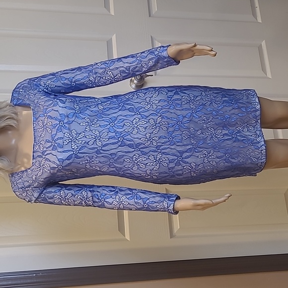 Xinyiyifang lace dress - Picture 1 of 9